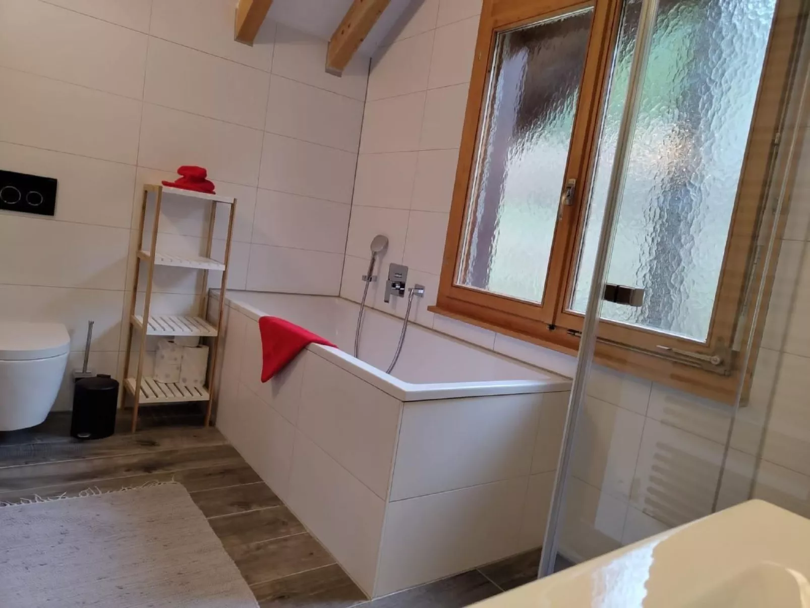 Villa Seelisberg mit Jacuzzi und Panoramablick-Binnen