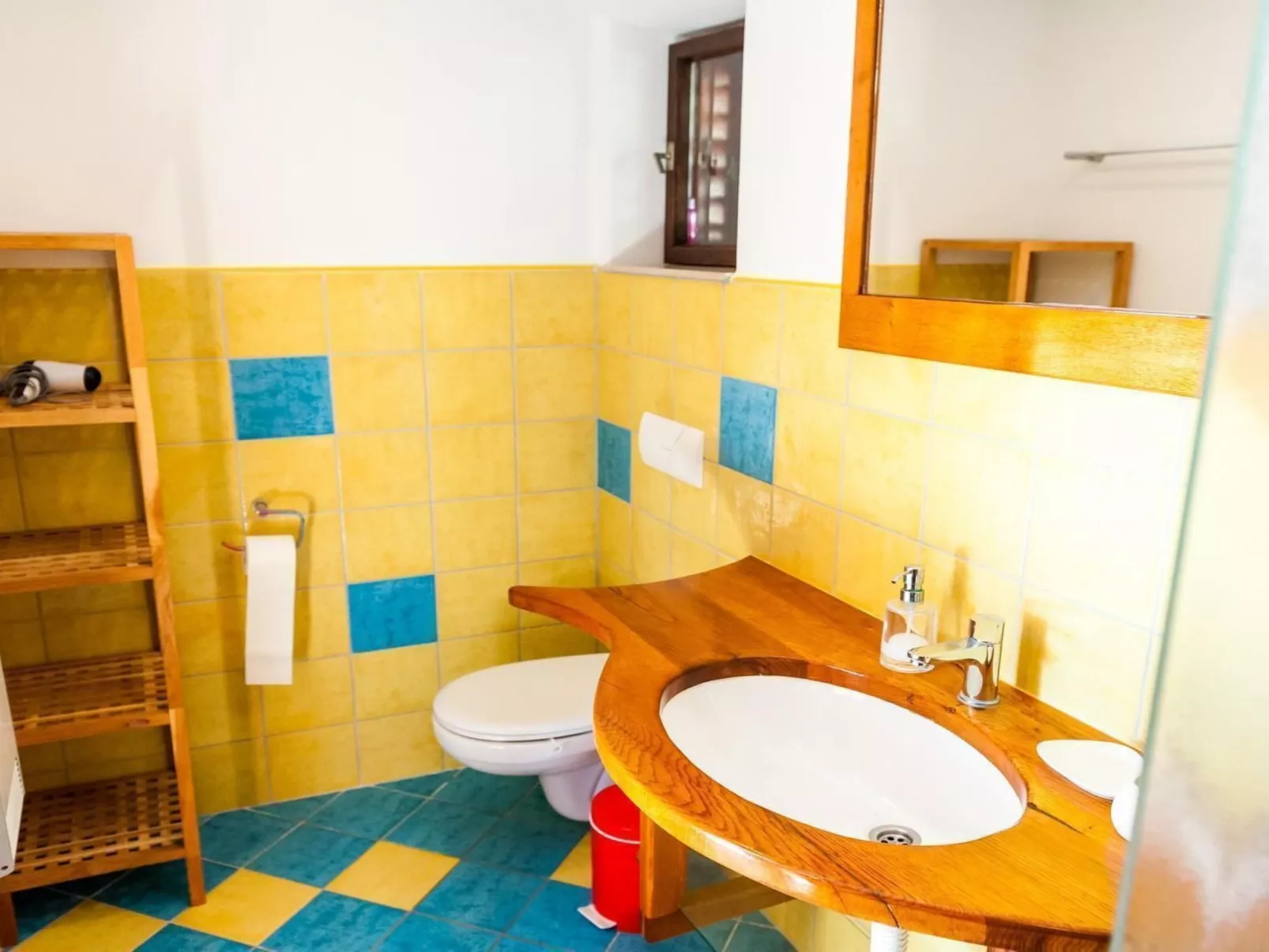 "Haus Gluscevic" direkt am Strand-Binnen