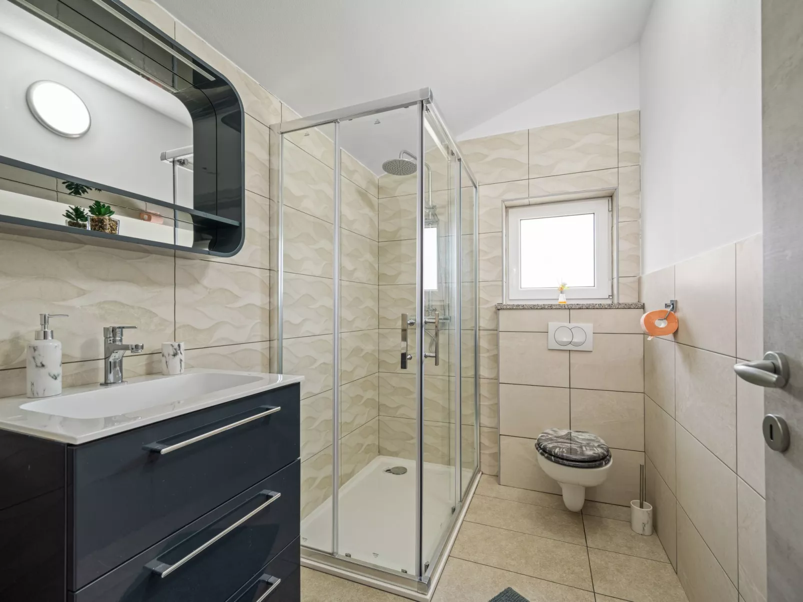 Villa Family Love mit Garten und Spielplatz-Binnen