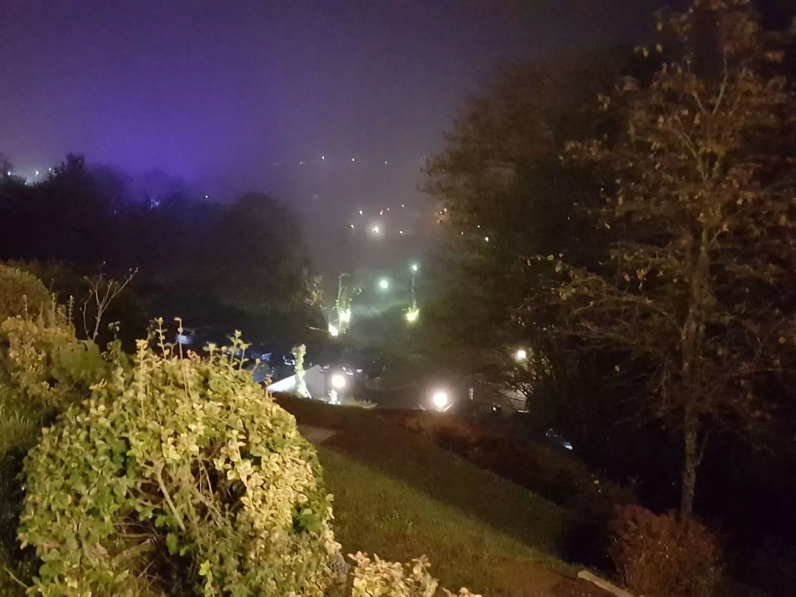 Mit Gemeinschaftspool und Terrasse-Binnen