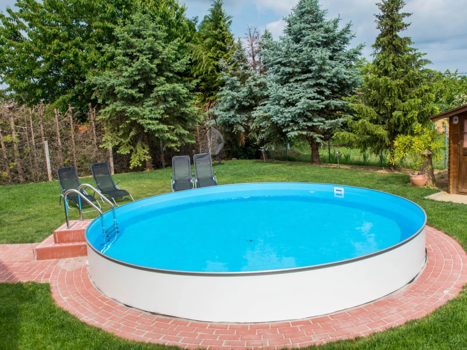 Sabine Balatonberény-Buiten