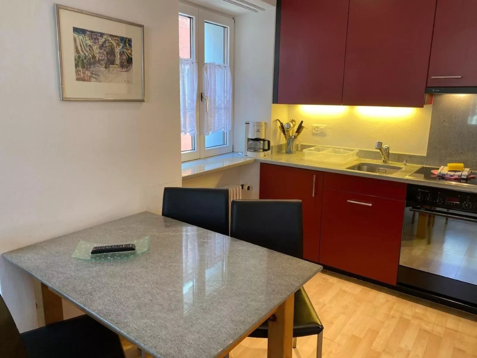 Chesa Robinson-Binnen