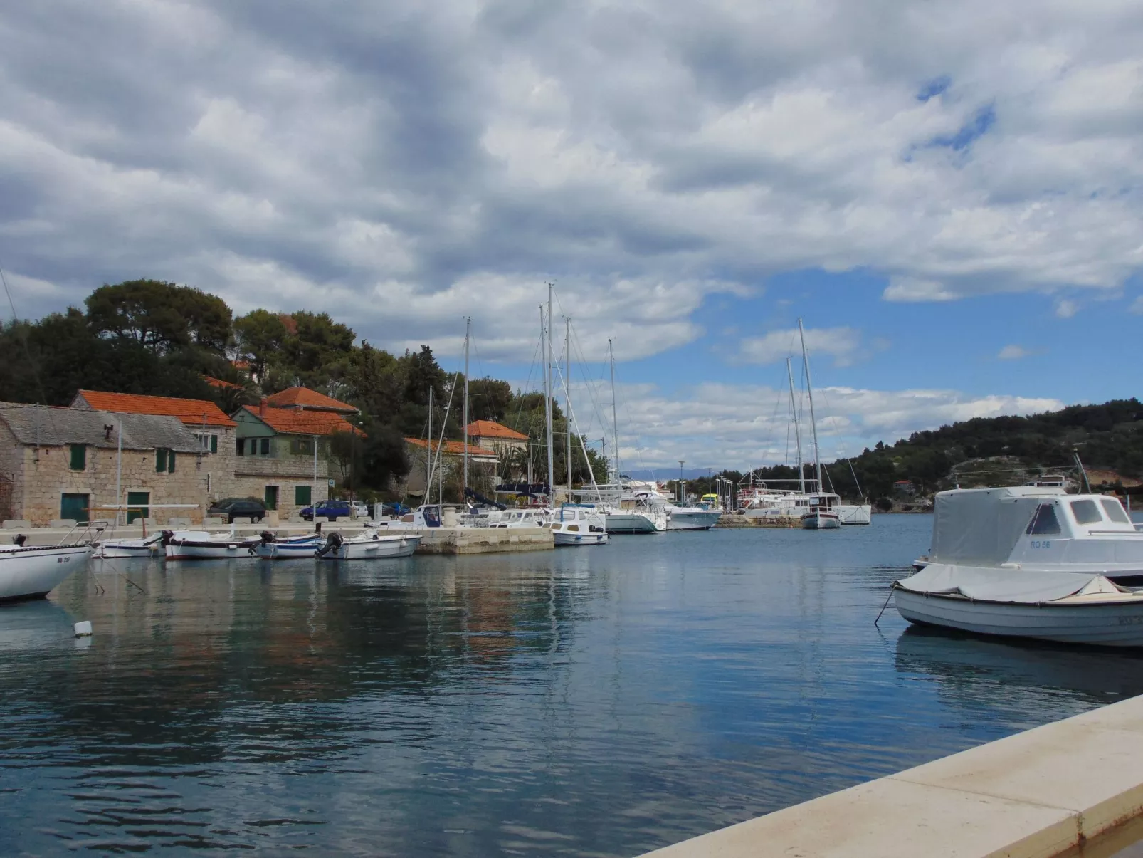 Charmante Ferienwohnung Fana-Buiten