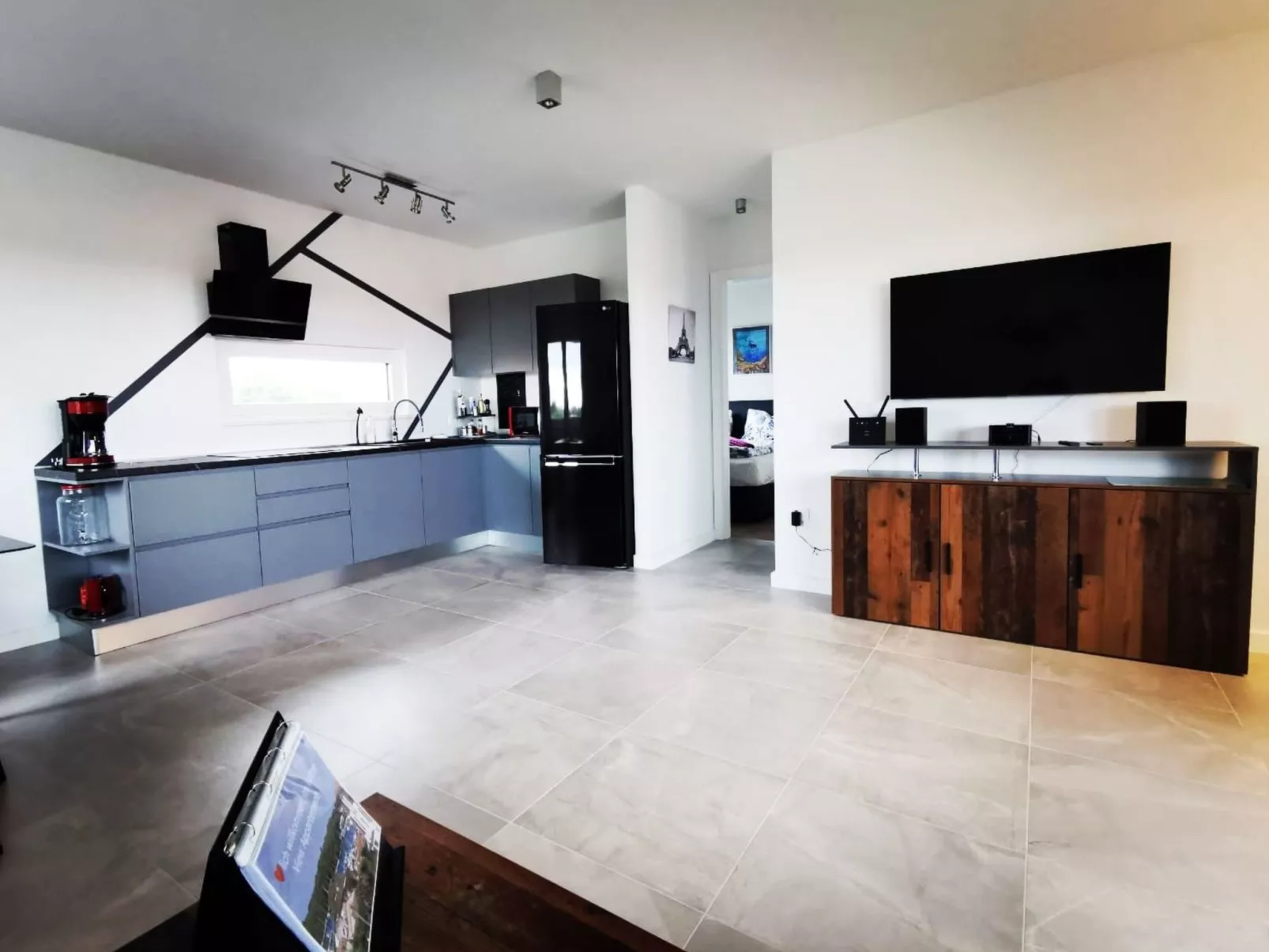 Volme View-Image-tags.info