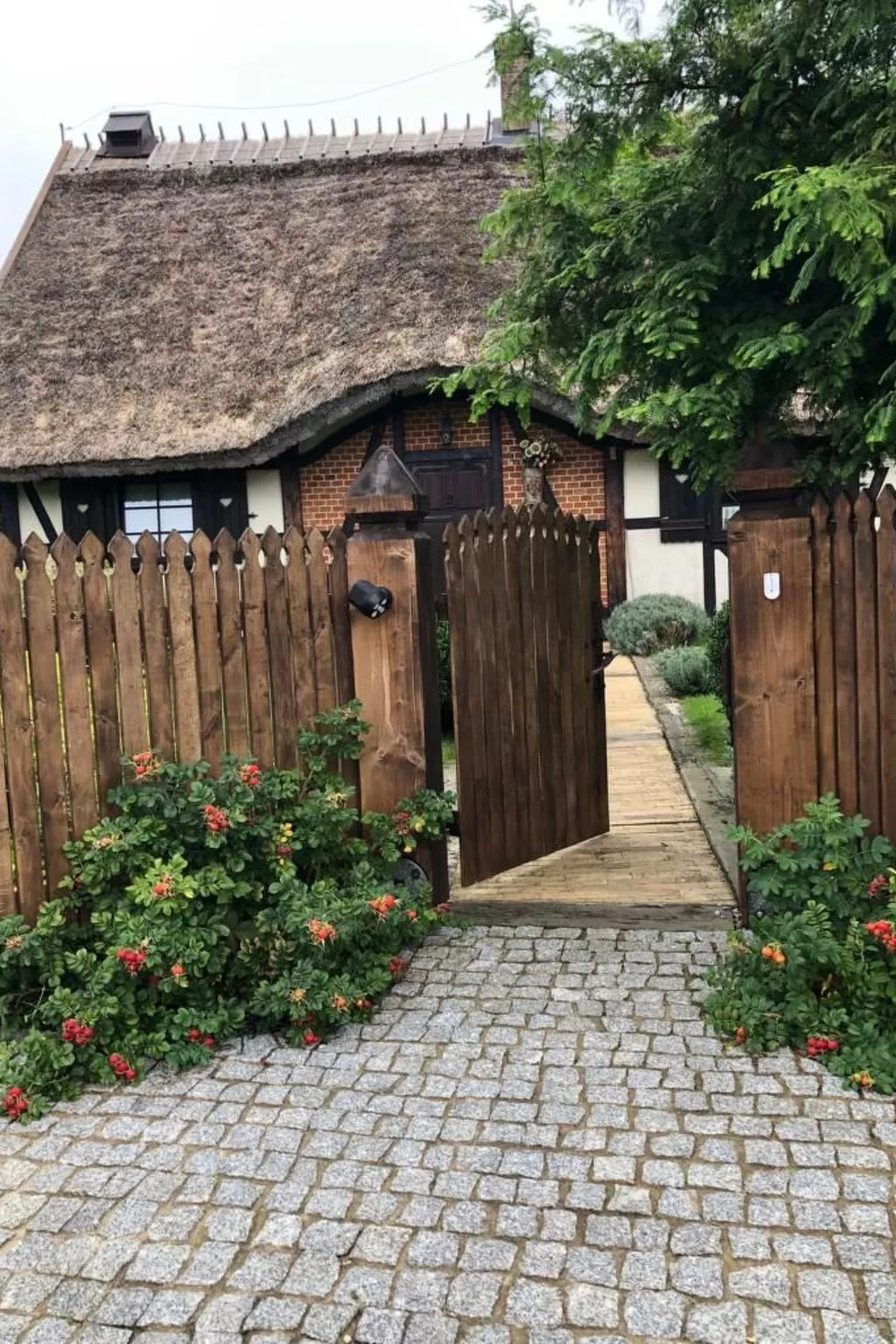 In Gąski mit Gepflegtem Garten-Binnen