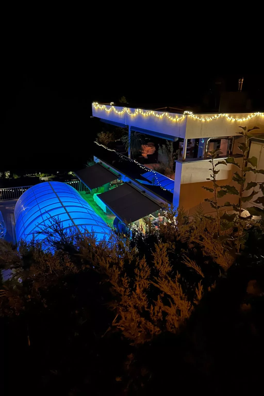 Komfortables Ferienhaus in Landeck mit Pool-Buiten