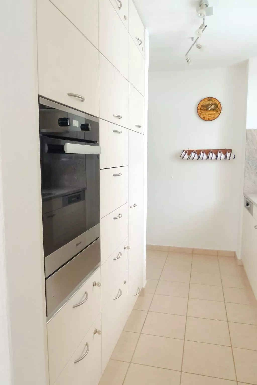 Chesa Champagna-Image-tags.info