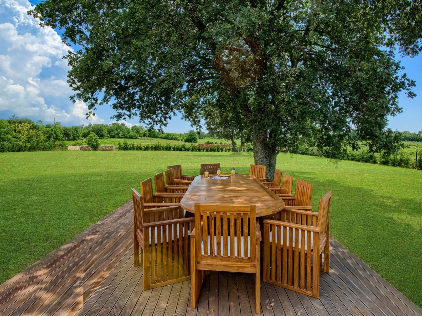 Für 6 Personen und 4 Kinder in Porec-Jurici, Istrien (Westküste von Istrien)-Buiten