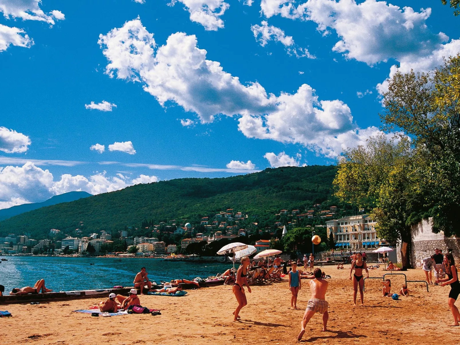 Charmante Wohnung "Relax 2" mit kostenlosem Parkplatz-Buiten