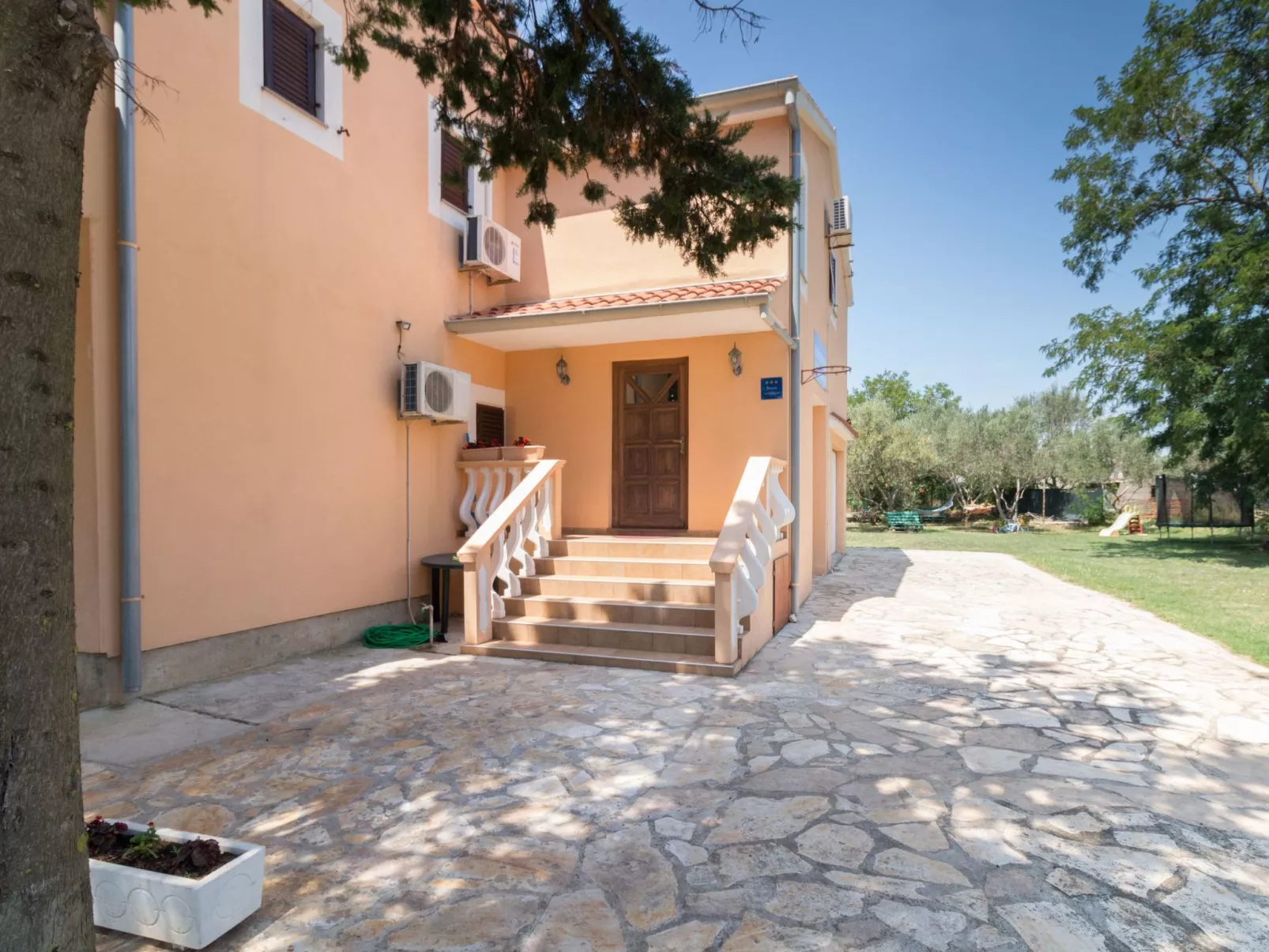 Wohnung Casa Nada02mit Terrasse - Agentur TA Leut-Buiten