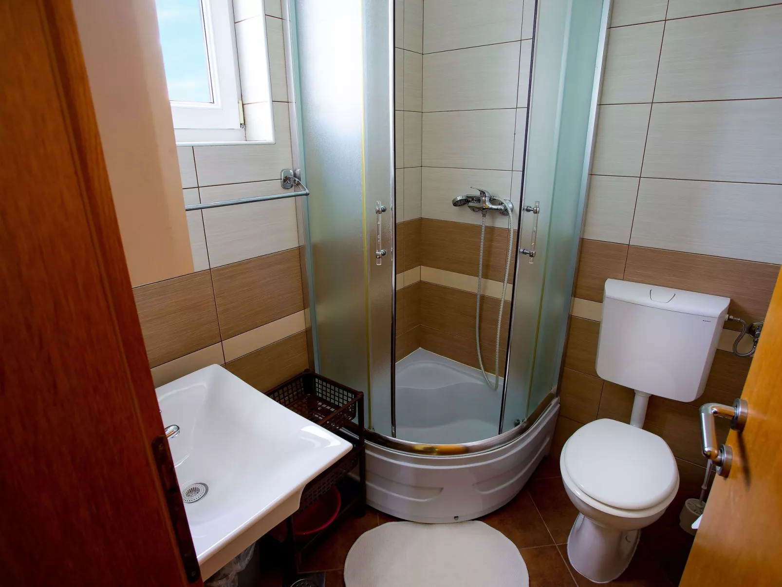 Buka Calm VII' Studio