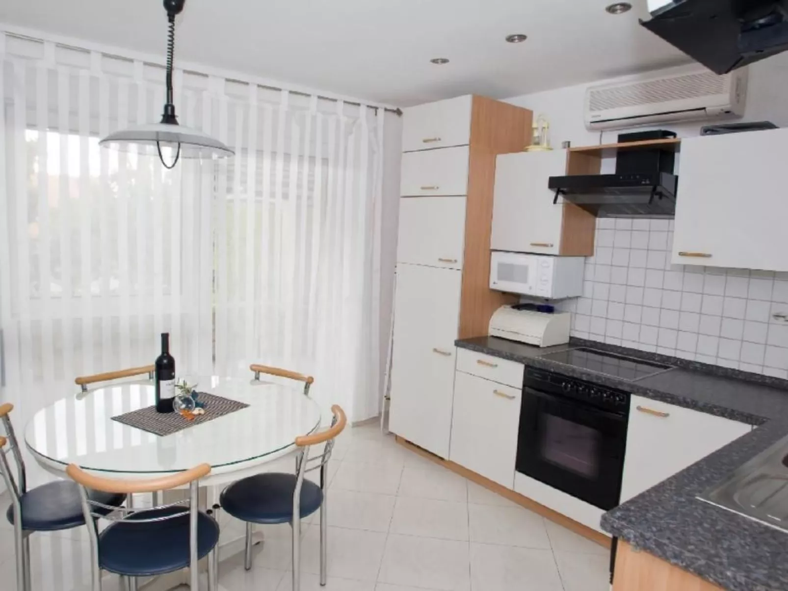 In Dramalj mit Terrasse-Binnen