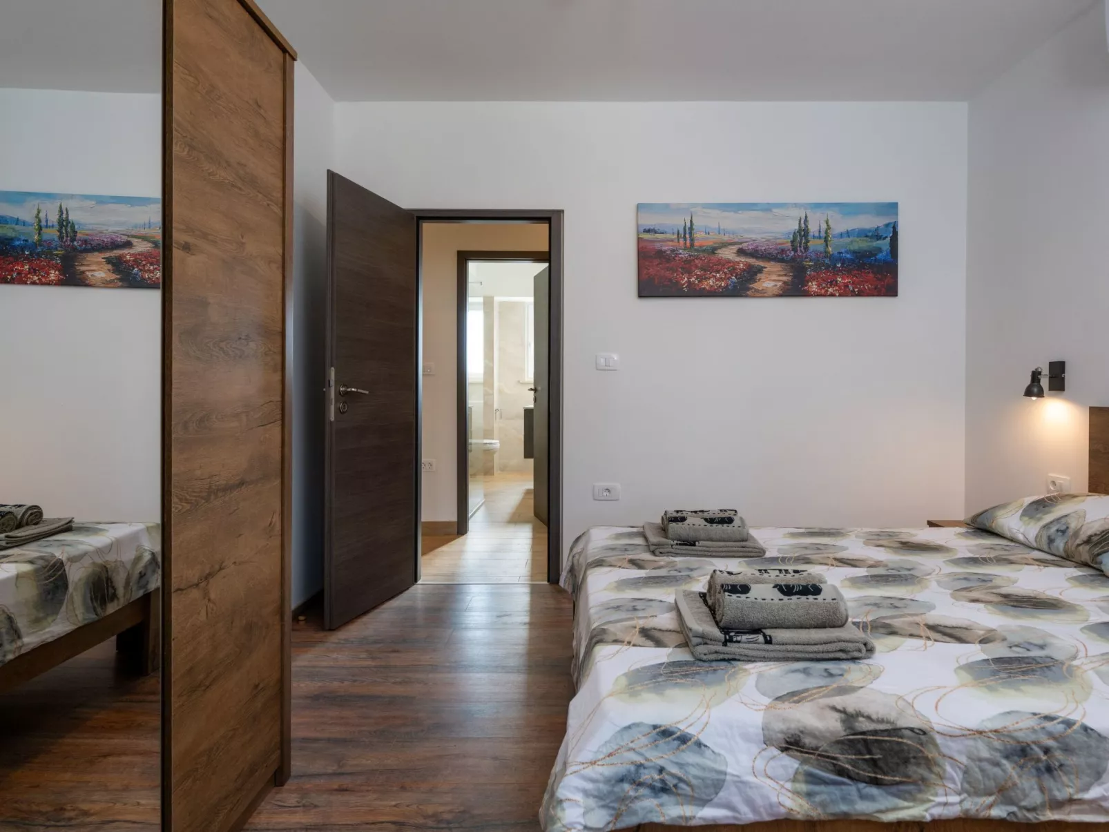 Villa "Francesca" mit Garten, Grill und Pool-Binnen