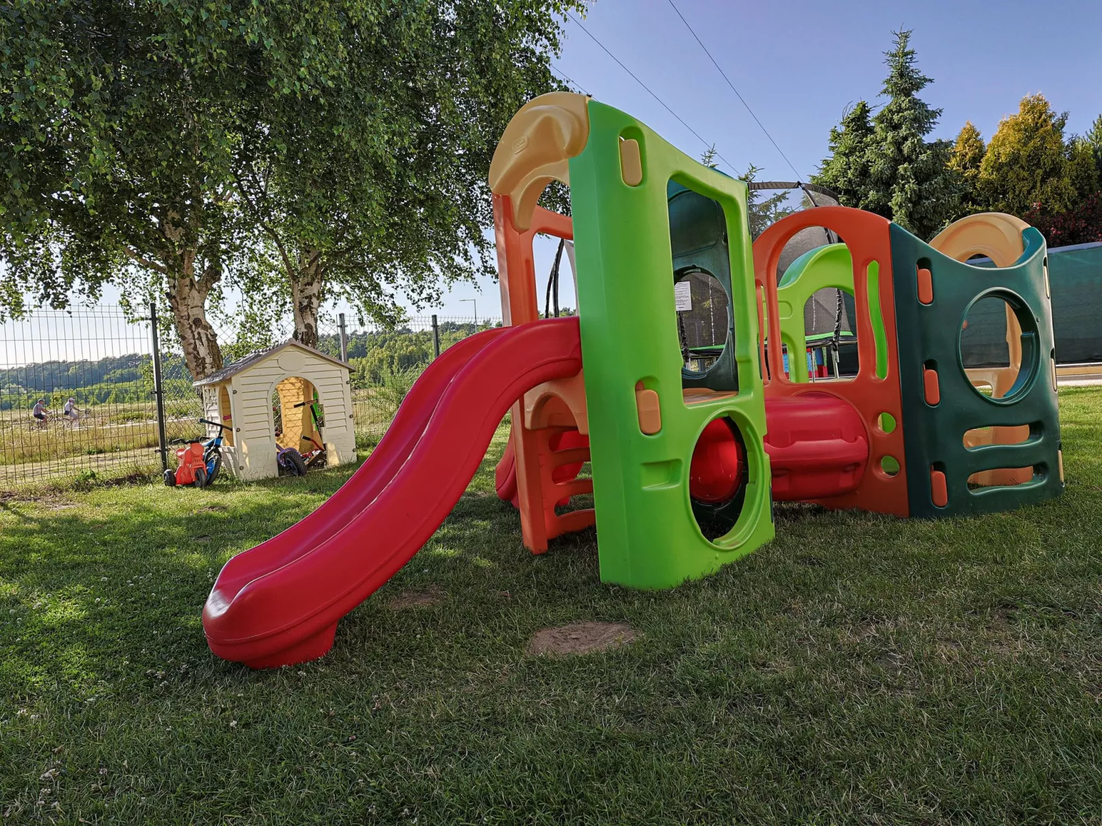 "Aurora" mit Terrasse-Buiten