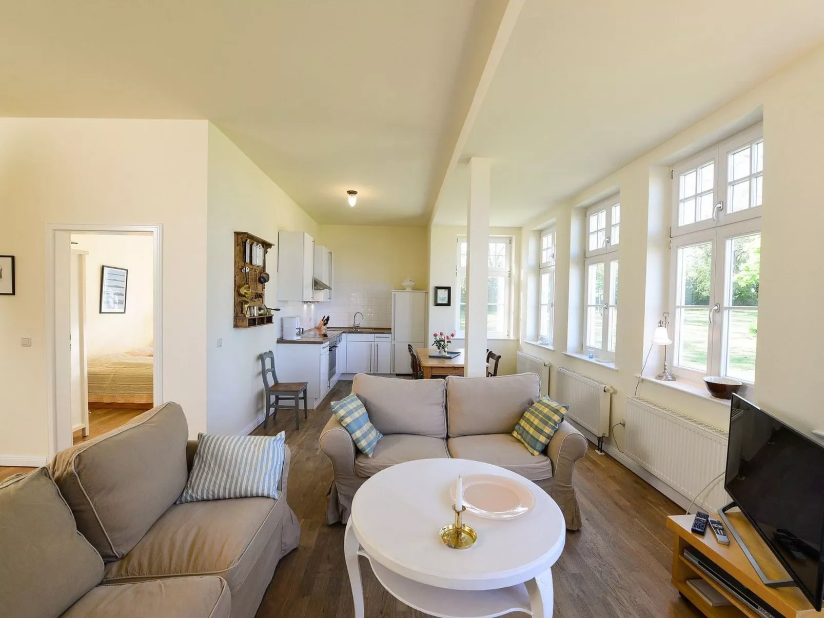 Wohnung im ersten Obergeschoss des Gutshauses-Image-tags.info