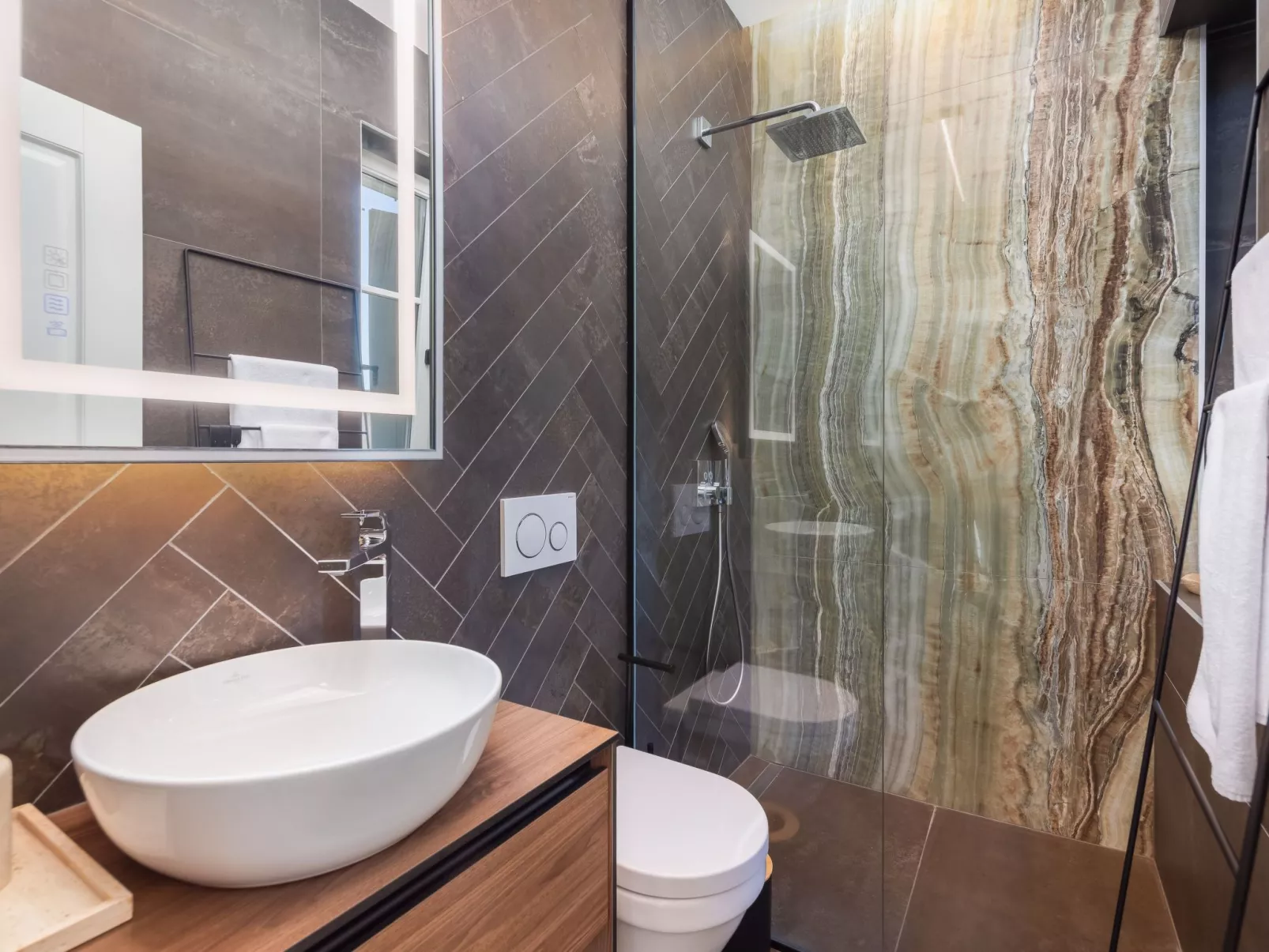 Villa L'orizzonte mit Außenküche in der Nähe von Trogir-Binnen