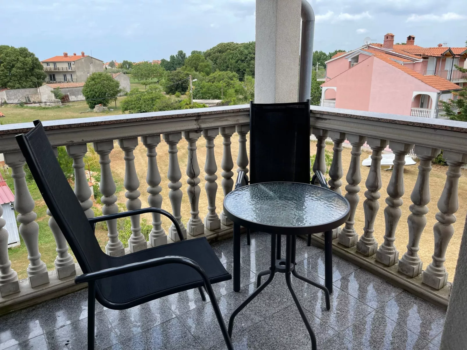 Appartement in Fažana mit Garten und Grill-Buiten