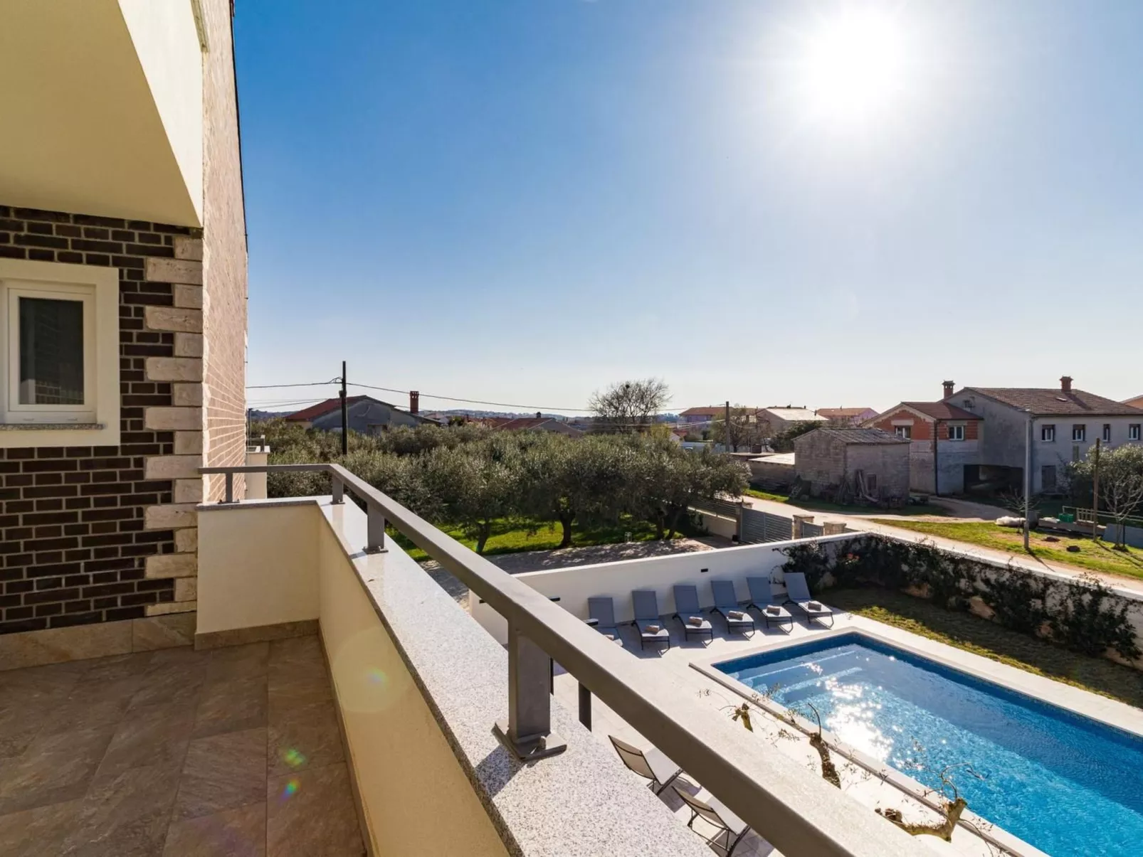 Ferienvilla "Villa Berg" mit privatem Pool-Buiten