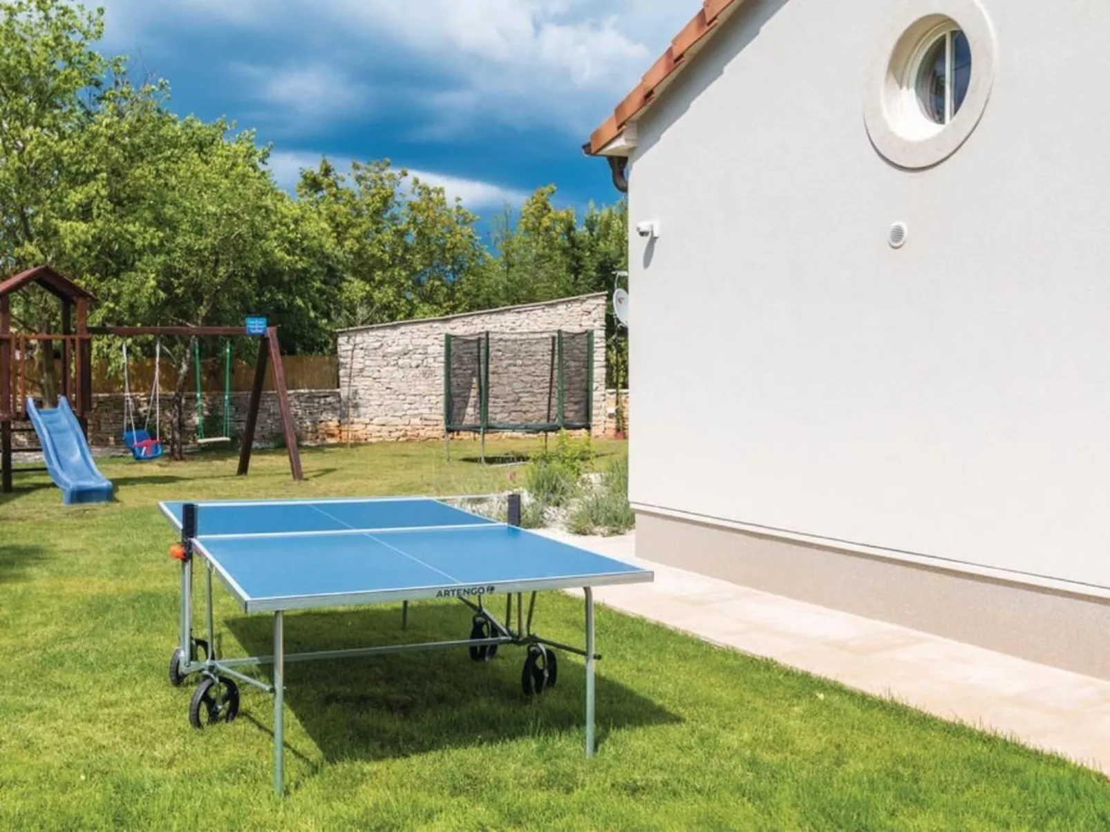 'Villa Oliva' mit privatem Pool-Buiten