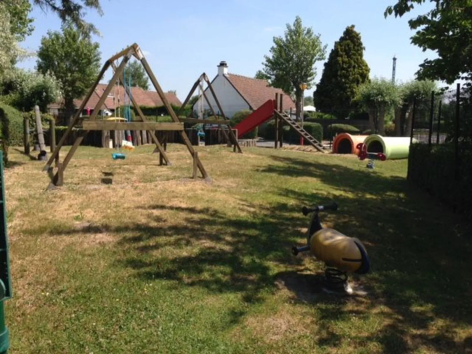 Mit Pool - Image-tags.info