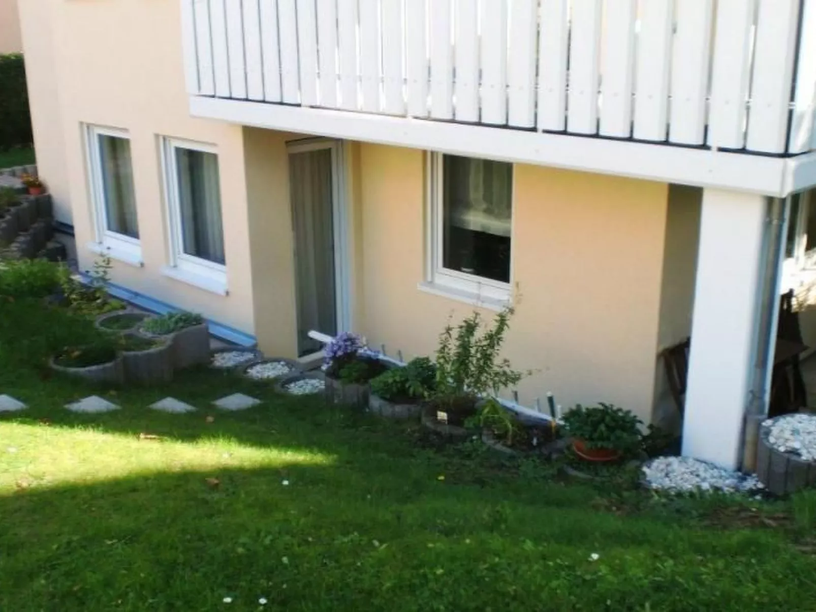 Mit Terrasse in ruhiger Lage-Binnen