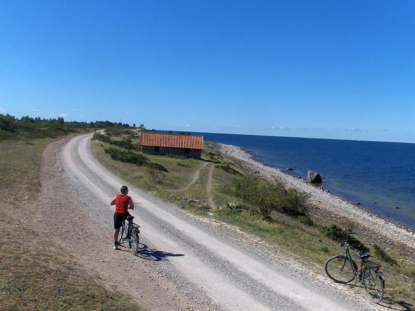 Freistehende Strandvilla mit großem Balkon-Buiten