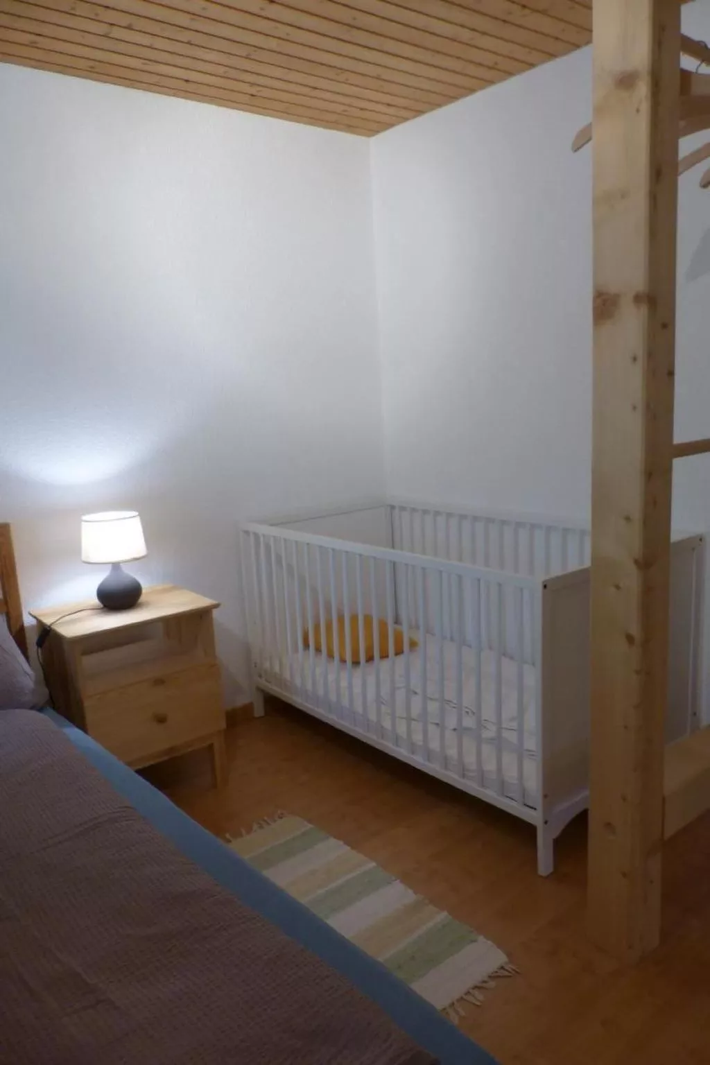 Gemütliche Ferienwohnung mit Gartensitzplatz-Binnen