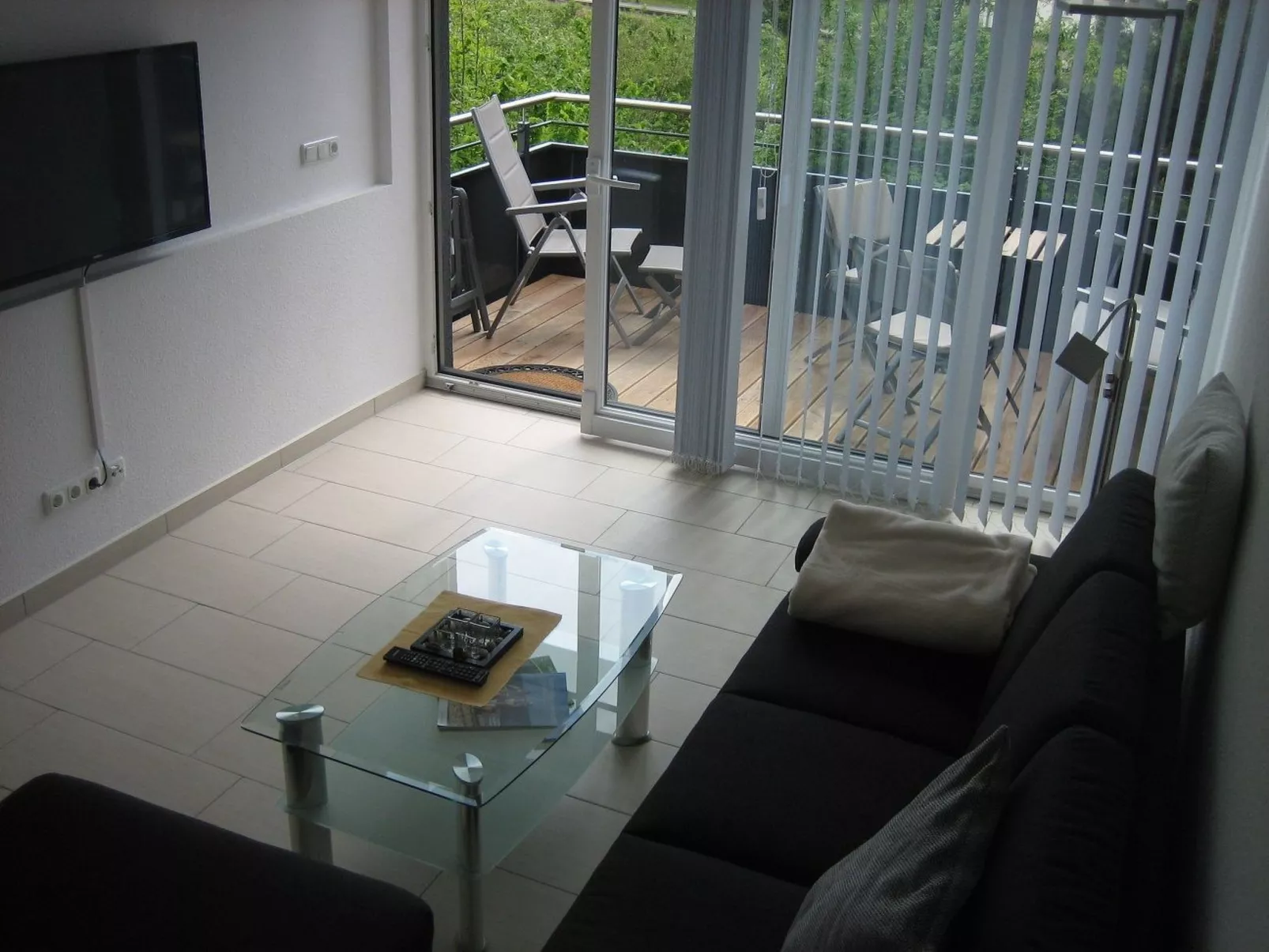 Appartement mit Balkon-Binnen