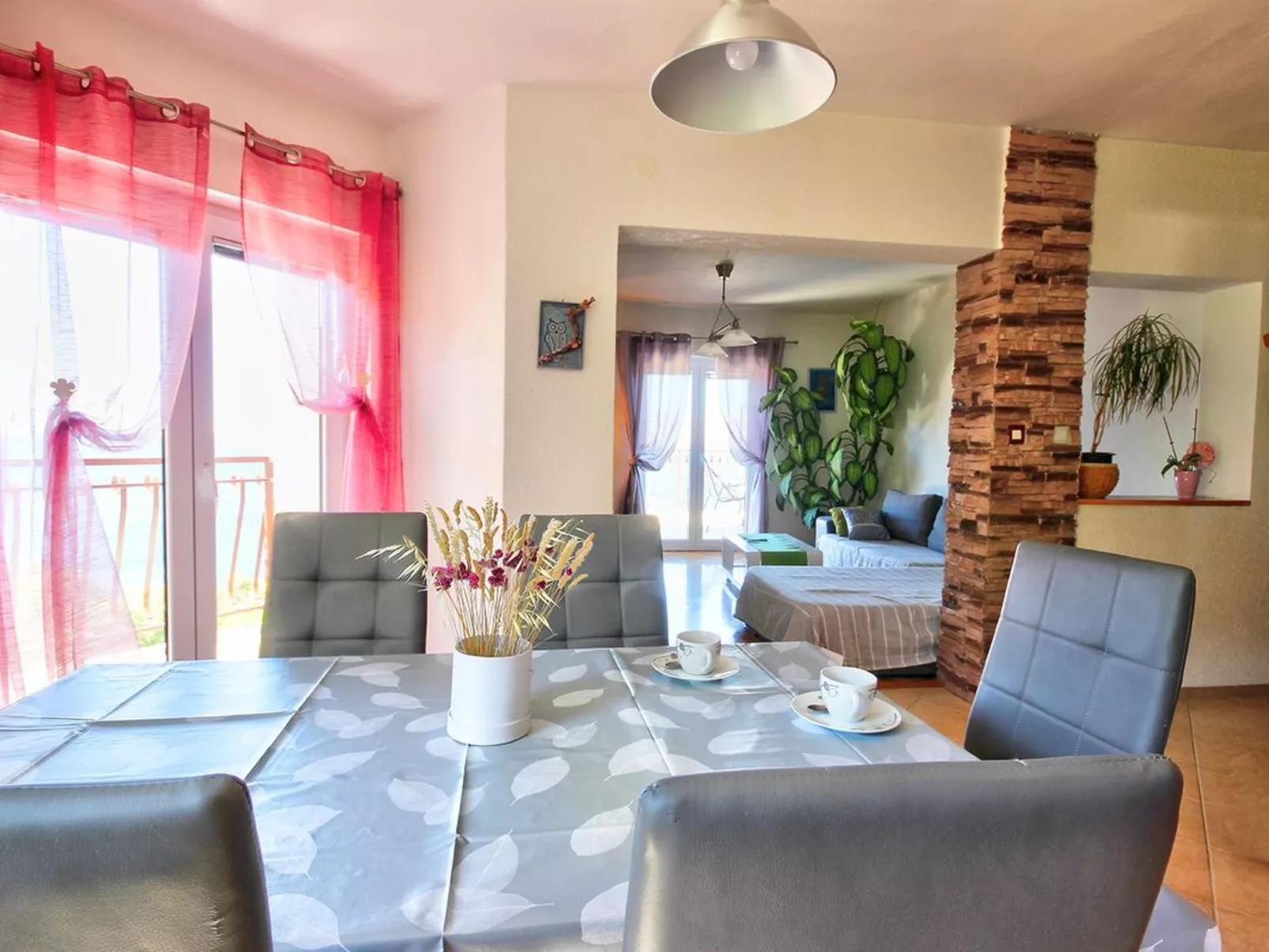 Gesamte Wohnung mit Terrasse und Meerblick-Binnen