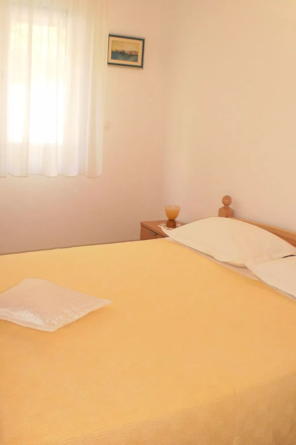 Moderne Ferienwohnung in Omiš mit Terrasse und Garten-Binnen