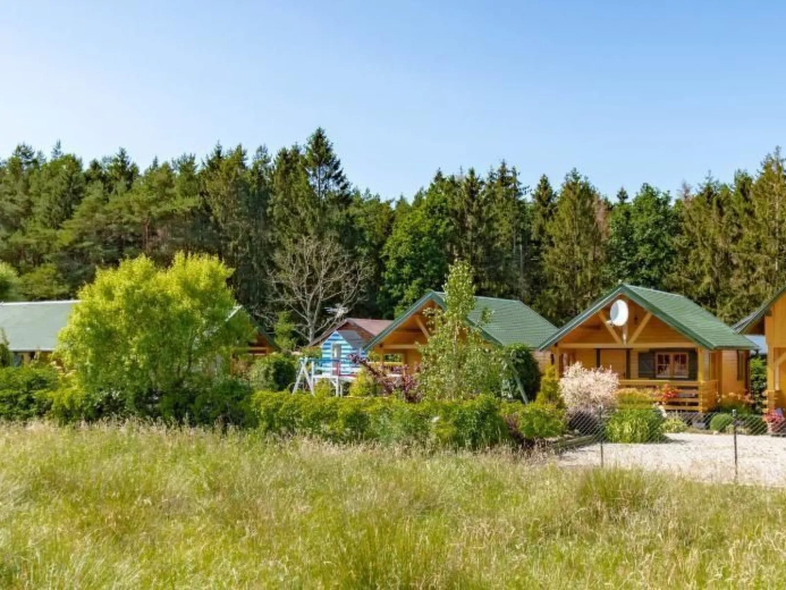 Haus in Gmina Postomino mit Garten und Terrasse-Buiten