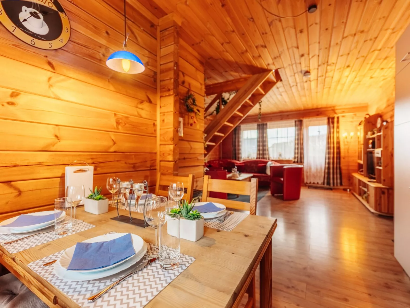 Idyllisch gelegenes Blockhaus - Hunde willkommen - Binnen