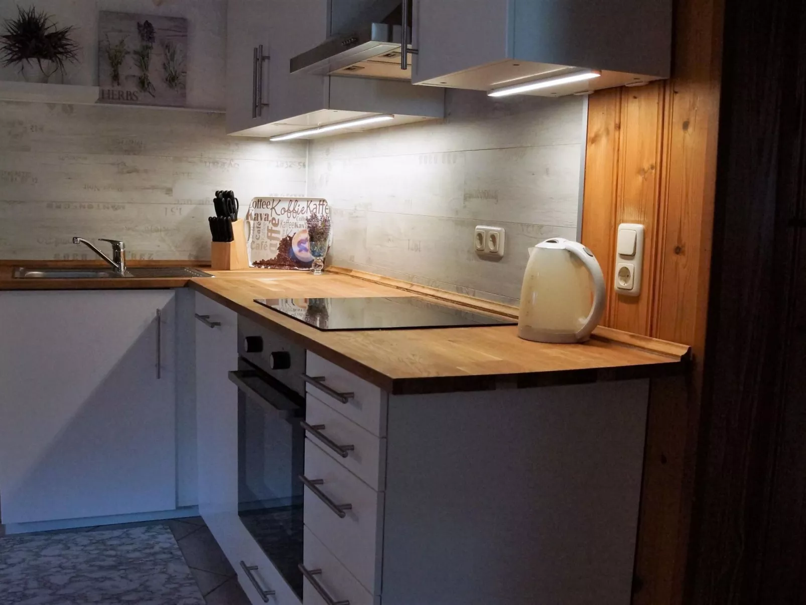 Geräumige Ferienwohnung im Untergeschoss-Binnen