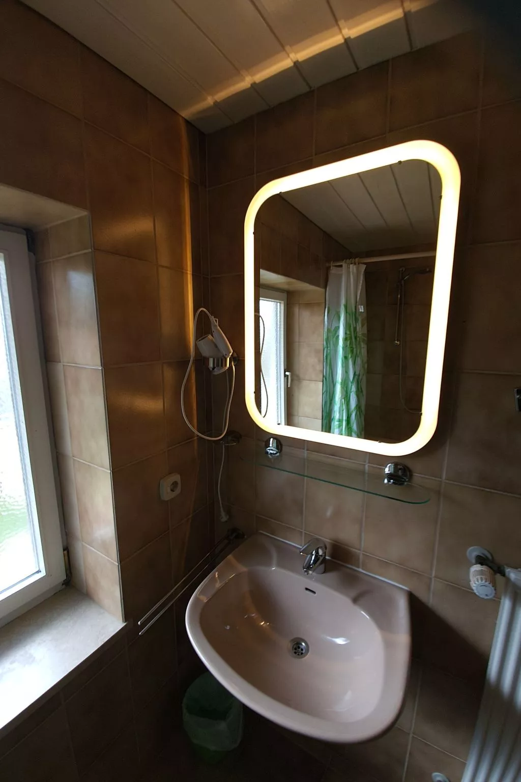 In Glashütt mit Finnischer Sauna-Binnen