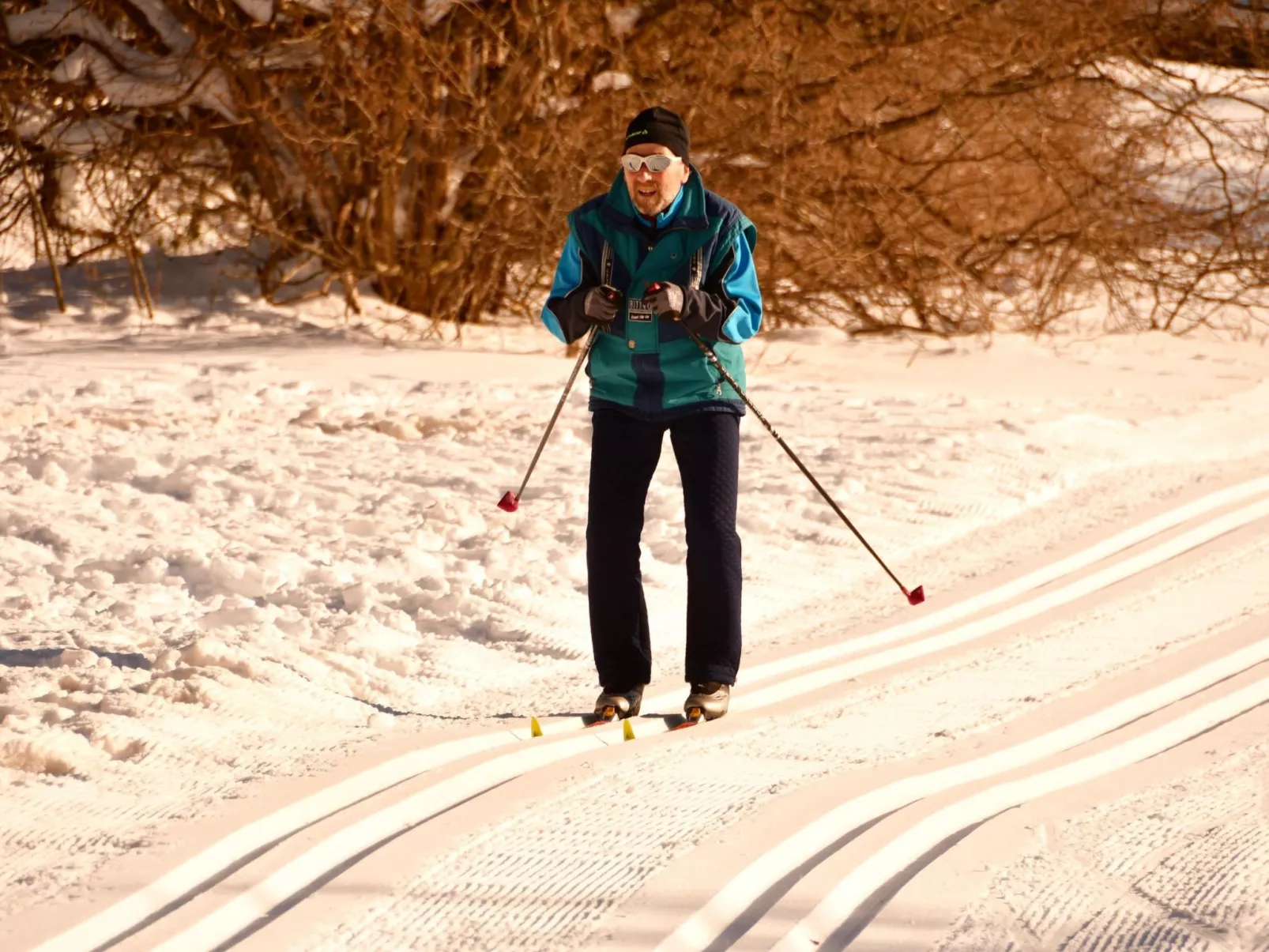 Mit Garten und Spielplatznutzung-Buiten