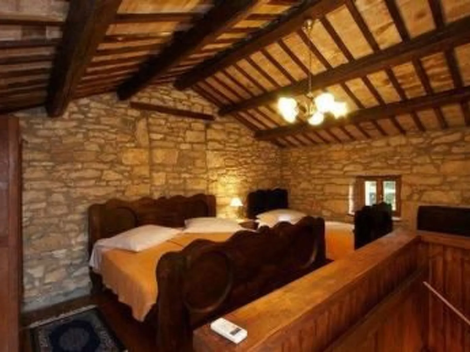 In Paradiž mit Barbecue-Binnen