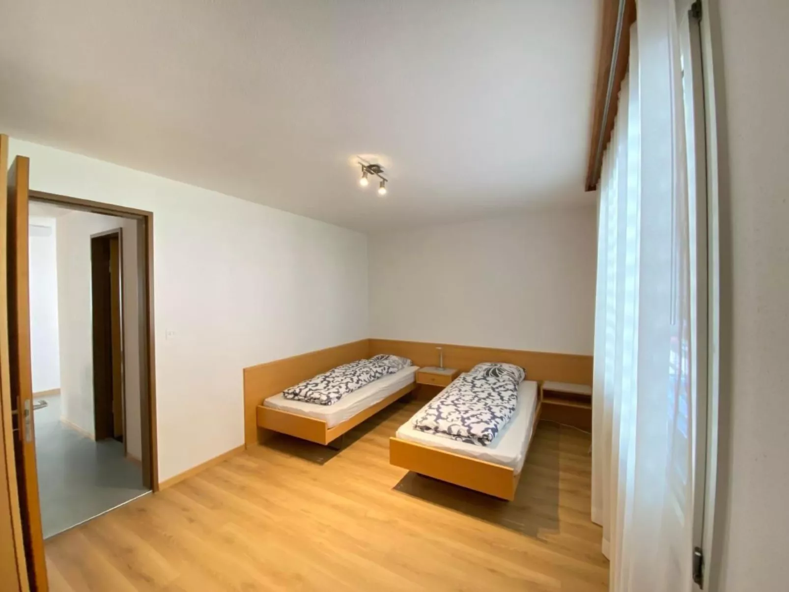 Rothornstrasse 21-Binnen