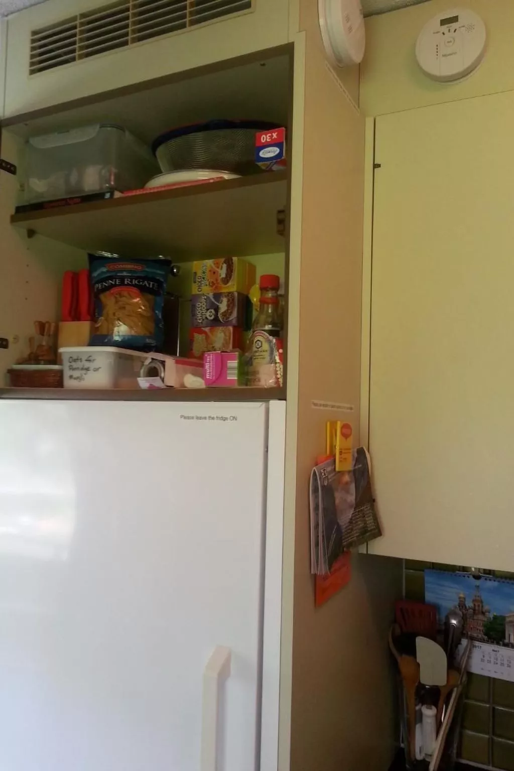 Gegenüber den Staubbach Wasserfällen-Binnen