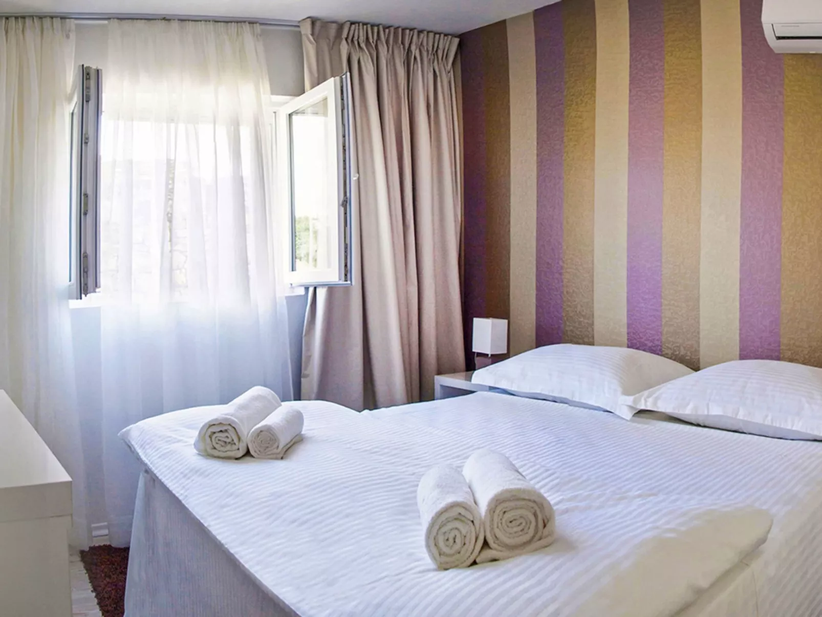 Villa Mosor mit beheiztem Salzwasserpool und Sauna-Image-tags.info