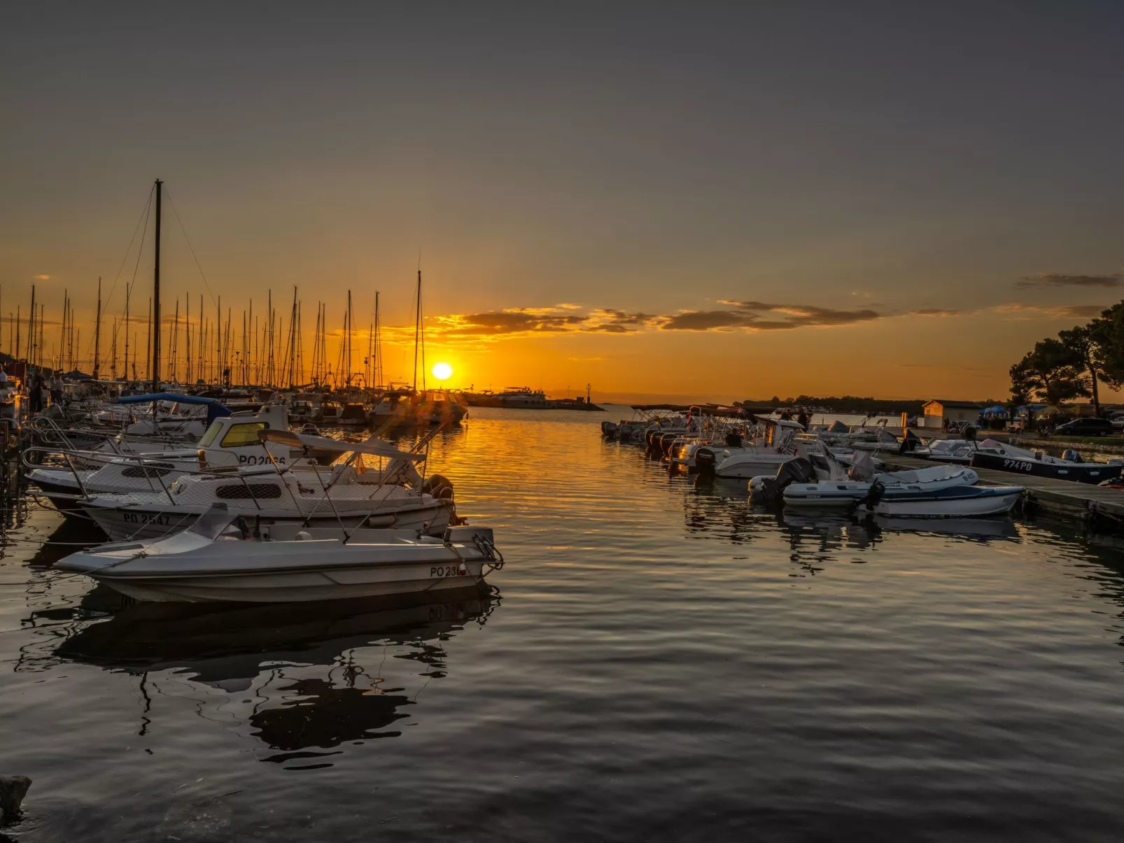 Kleine Wohnung mit schönem Balkon-Binnen