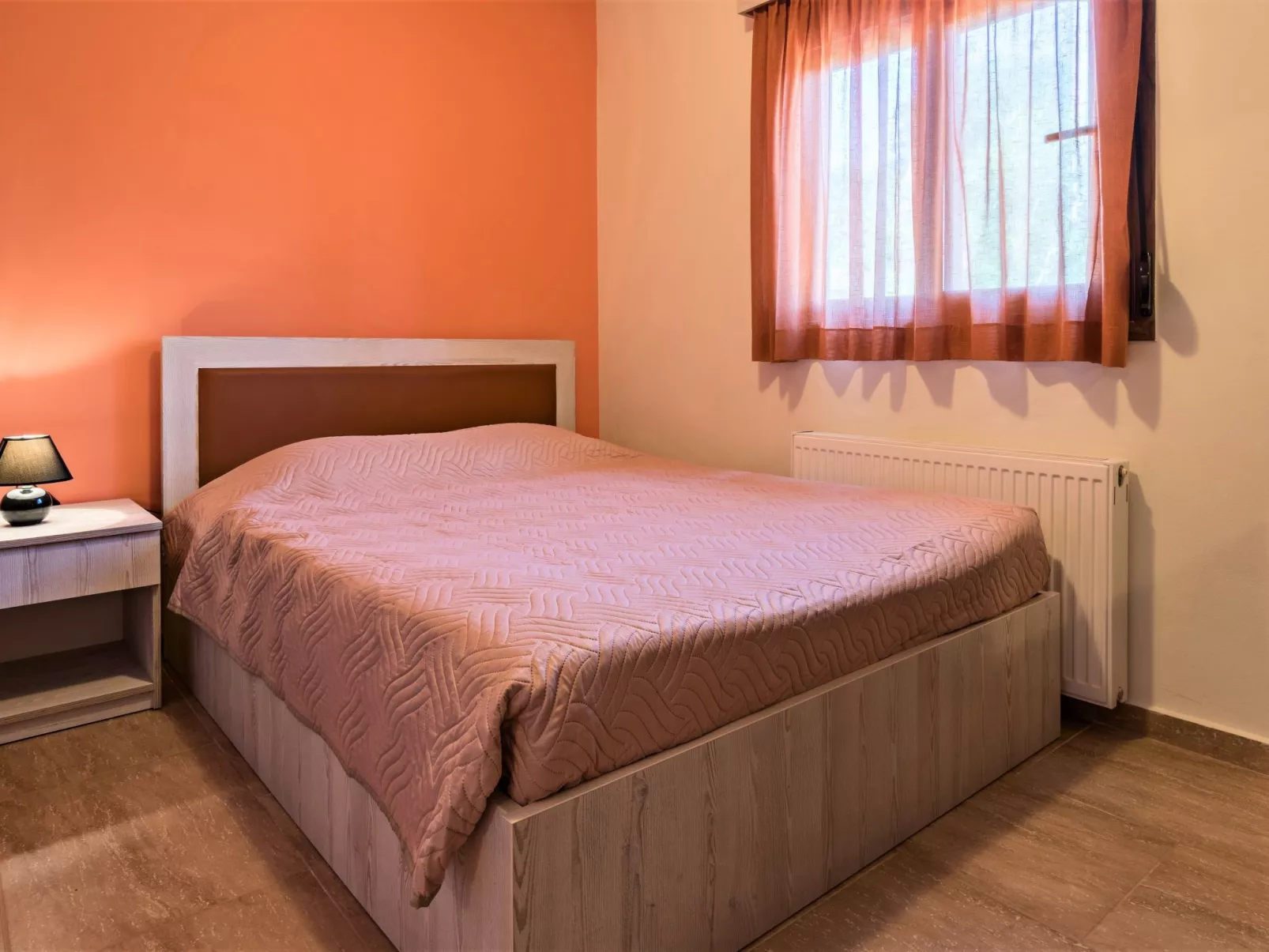 Villa Zeus mit privatem Pool und Jacuzzi-Binnen