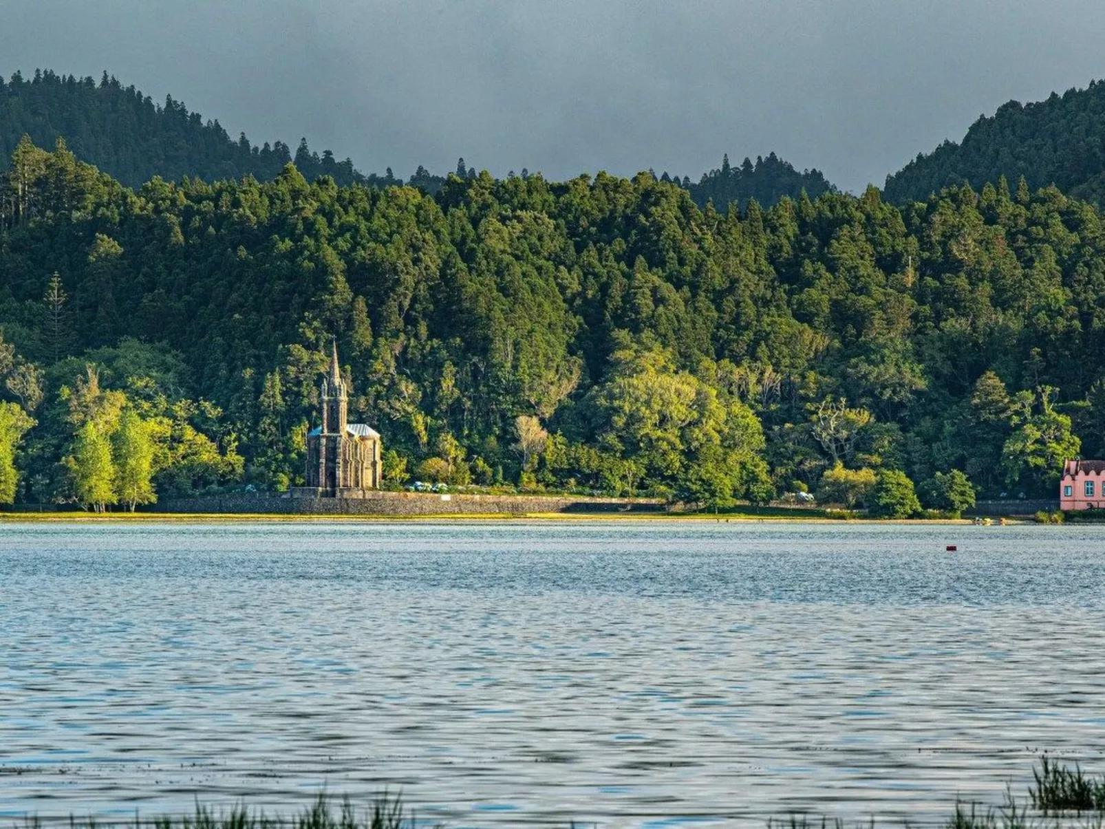 Warmwasser Haus 1-Buiten