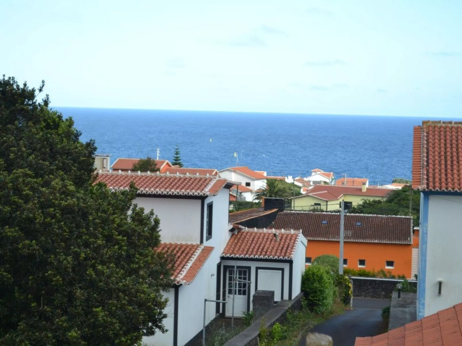 Das Haus der Weinkellerei-Buiten