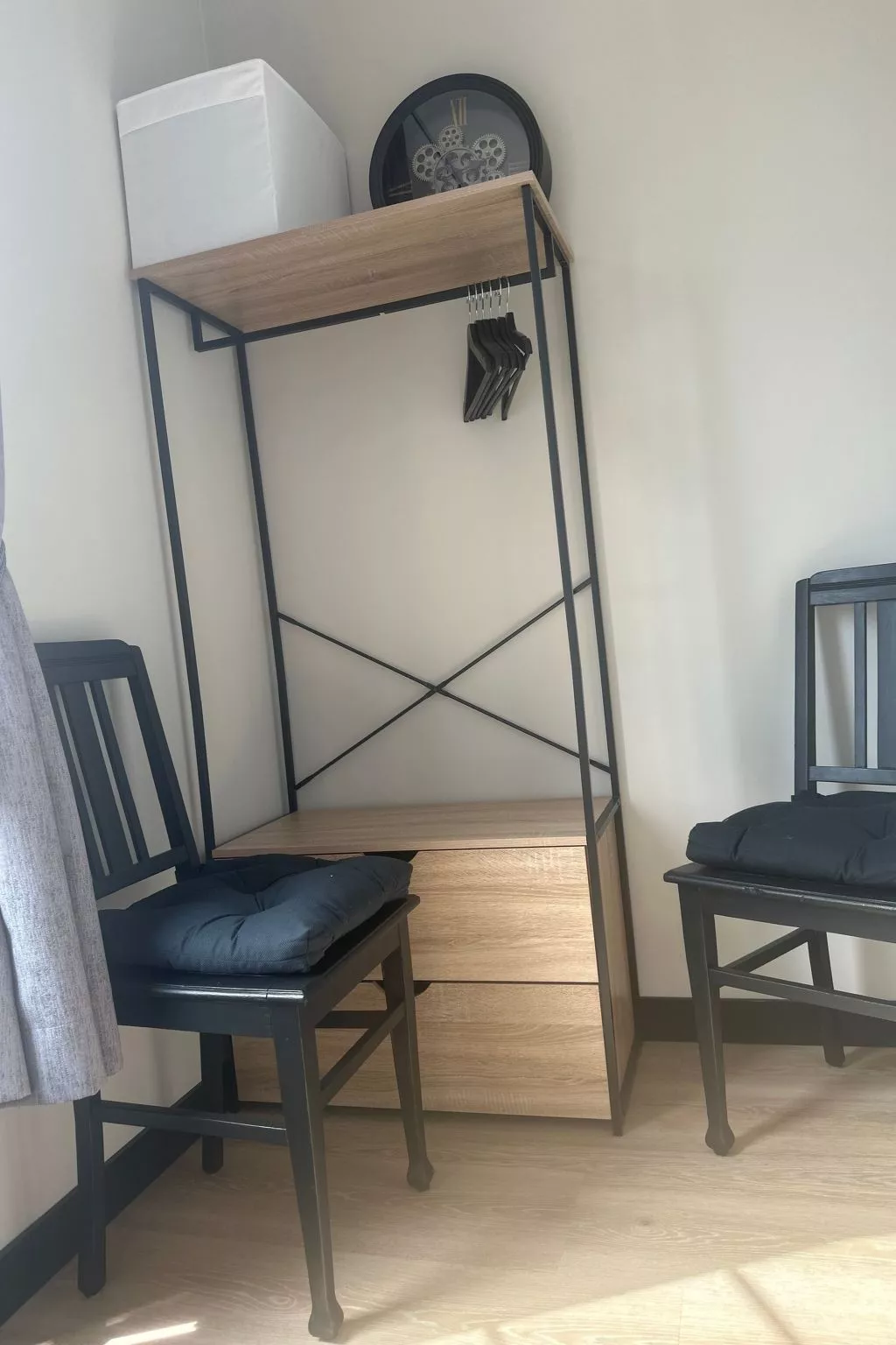 Kleines neues sauberes Appartement-Binnen