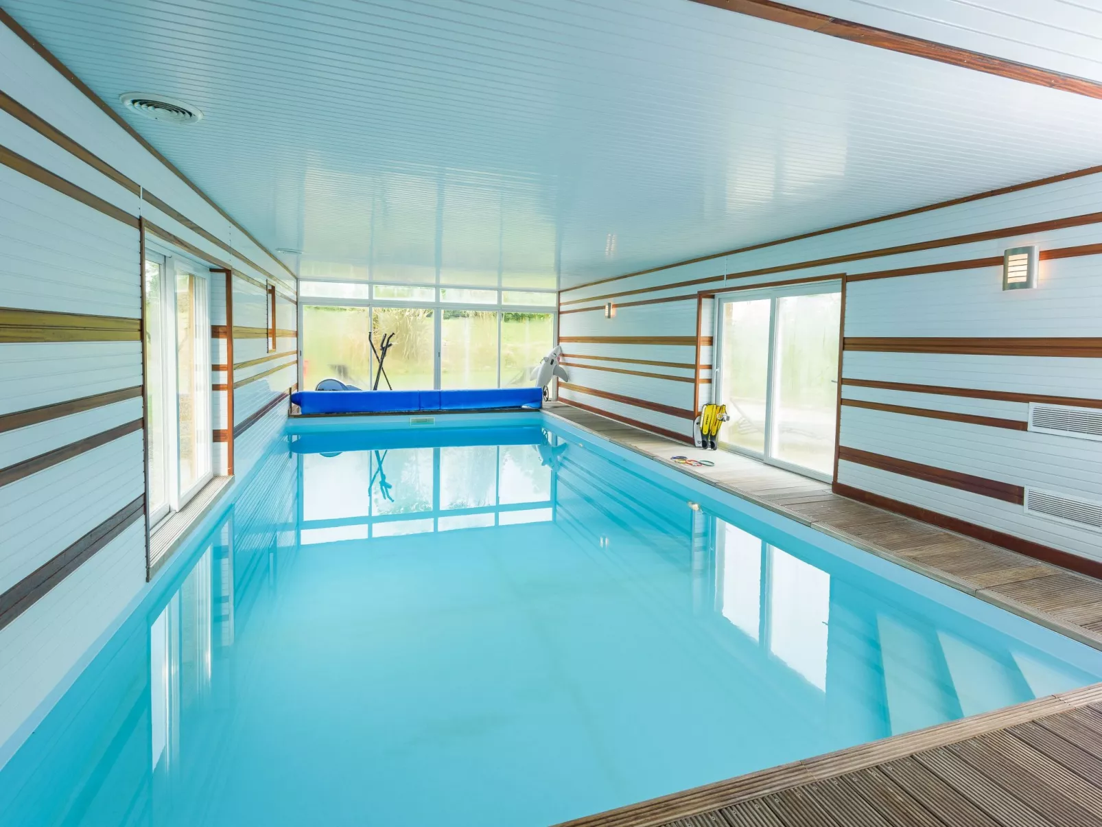 Villa Beheizter Innenpool 30-Binnen