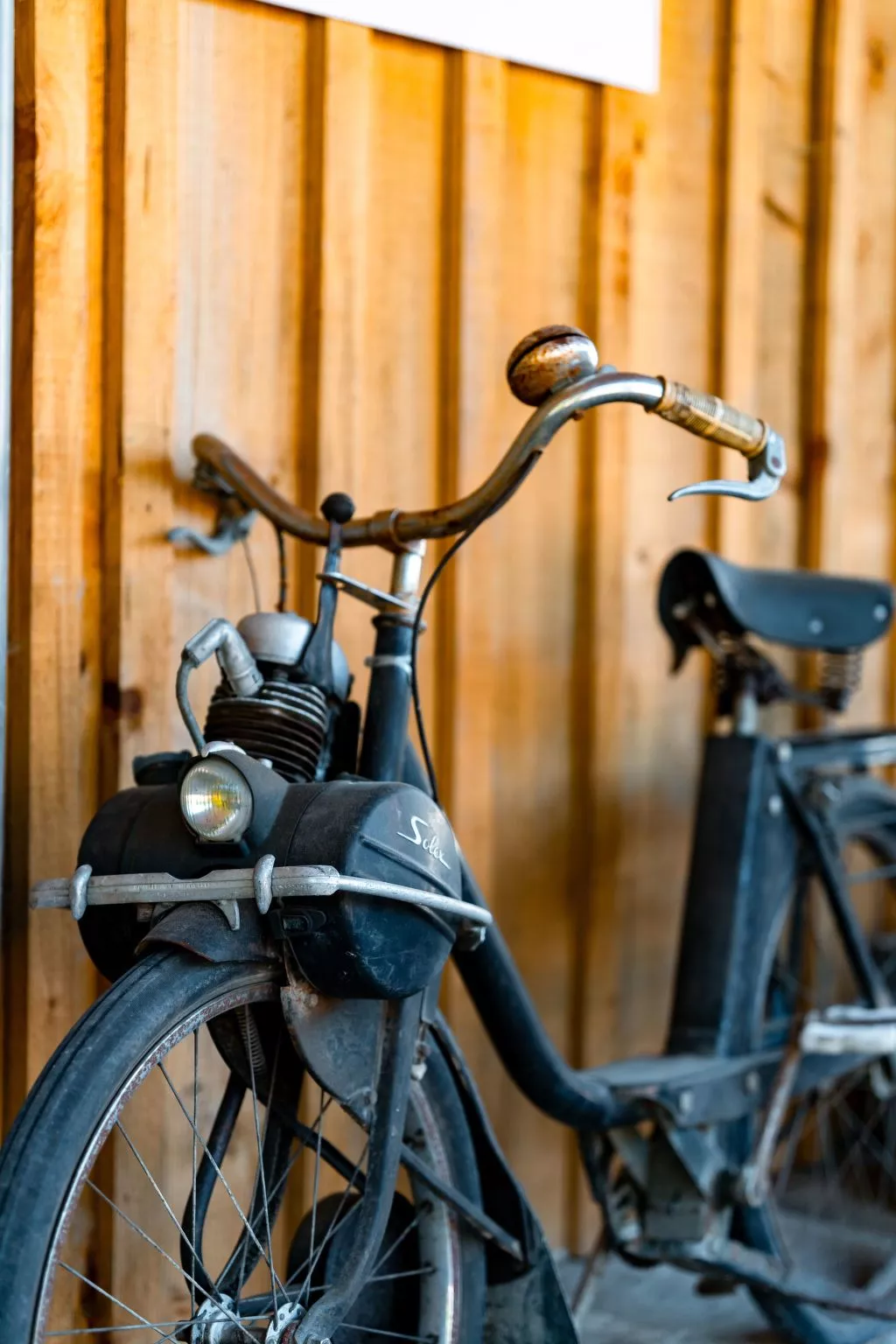 Domäne "Leons Garage"-Buiten