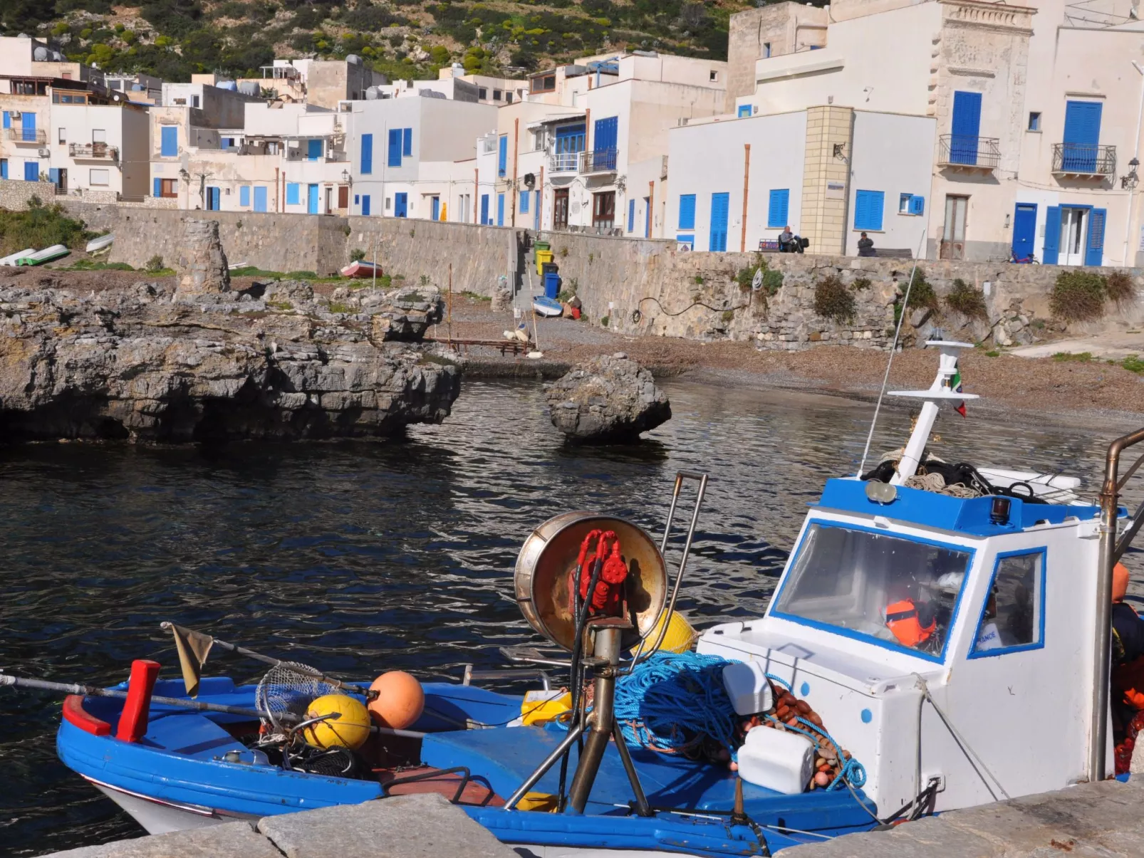 Marettimo' Wohnung in Strandnähe-Buiten