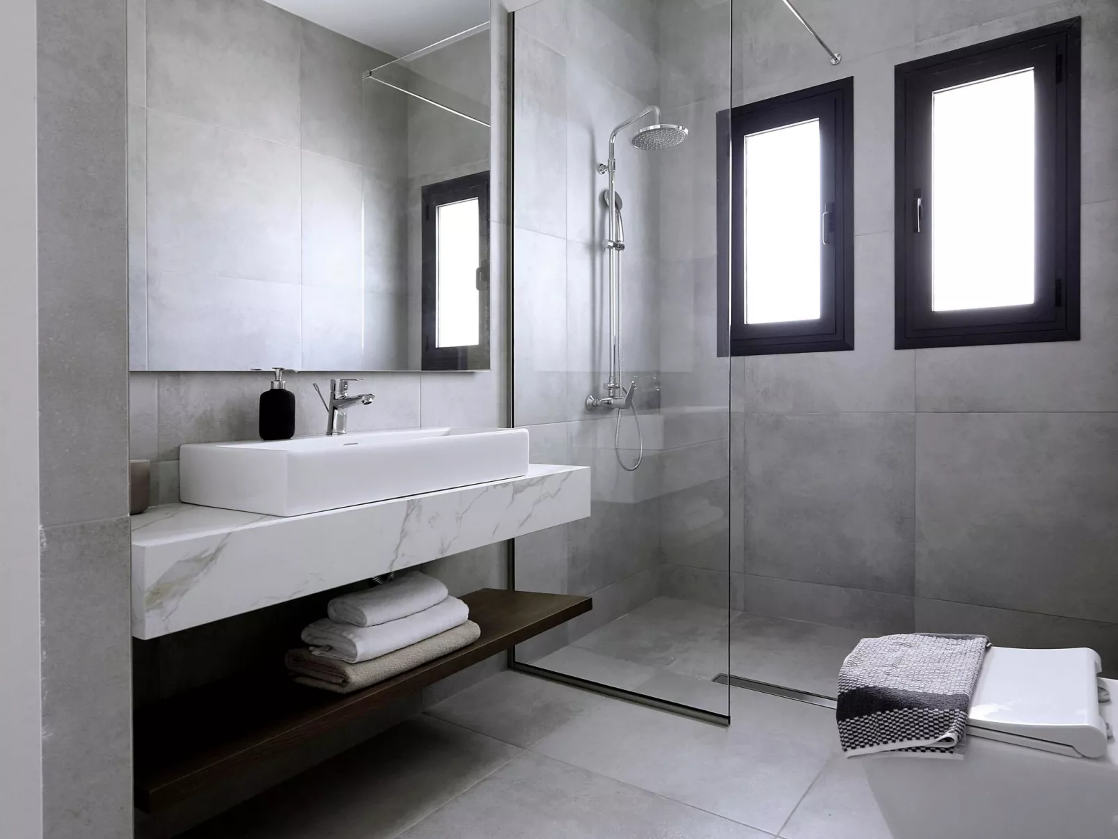 Villa Aires für 6 Personen und 4 Kinder-Binnen