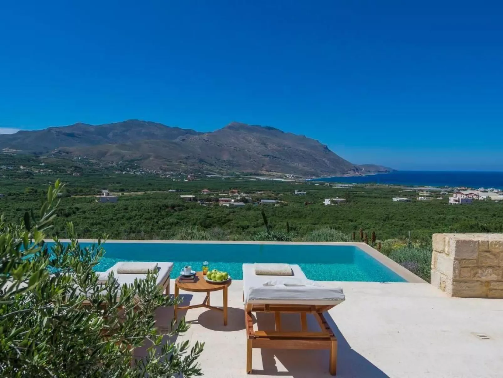 "Villa Charisma" mit eigenem Pool-Image-tags.info