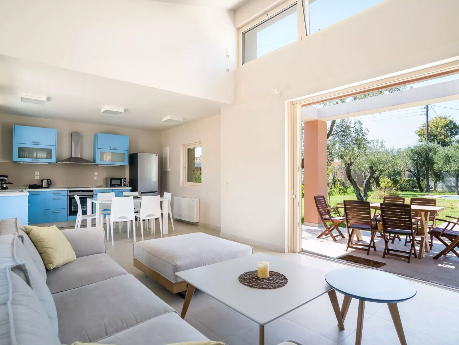 Villa Thalassa mit Schwimmbad und Garten-Binnen